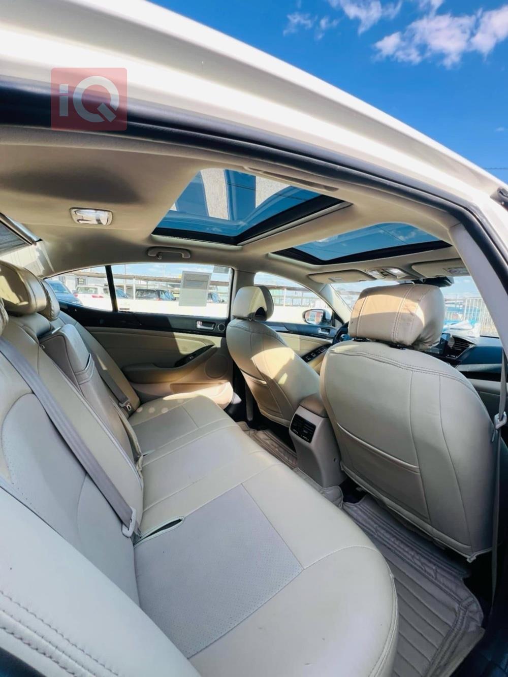 كيا كادينزا